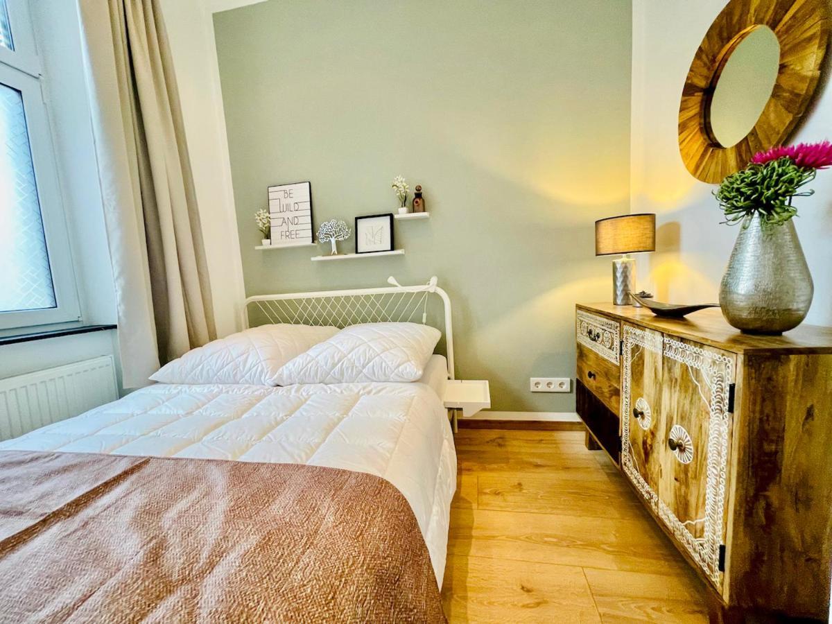 Colorful & Quiet Apartment In Beautiful Viennese Building Esterno foto